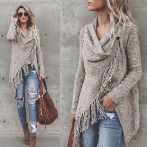 VICI poncho sweater wrap